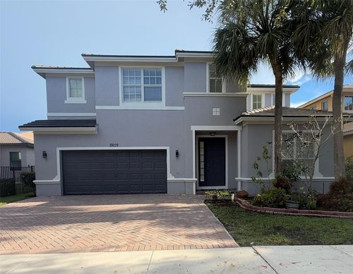 19128 Crystal St, Weston, FL, 33332-2433 | Card Image