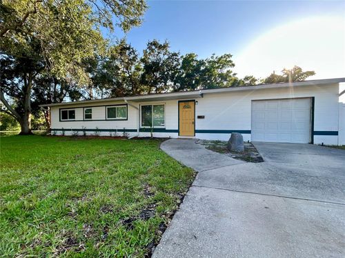 6876 17th St N, ST PETERSBURG, FL, 33702-6526 | Card Image