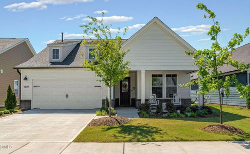 1609 Plover Cir, Fuquay-Varina, NC, 27526-3352 | Card Image