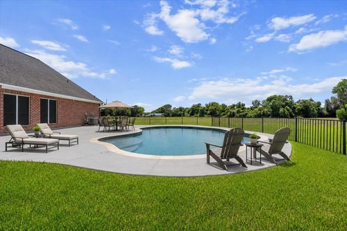 3627 Madison Ave, Beach City, TX, 77523-5467 | Card Image