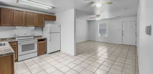 107-8701 N Highway 77, Lexington, TX, 78947 | Card Image