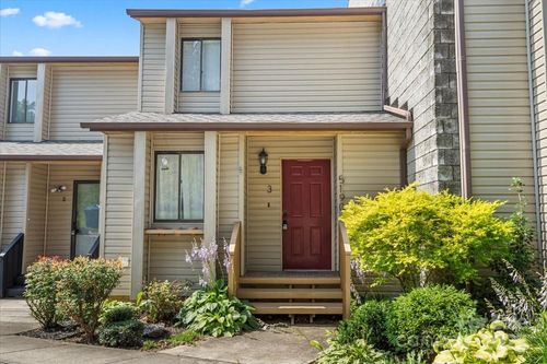 5190 Corbin Ln, Hickory, NC, 28601-8931 | Card Image