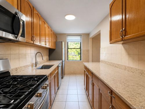 1-19-48 80 Street, New York, NY, 11370 | Card Image