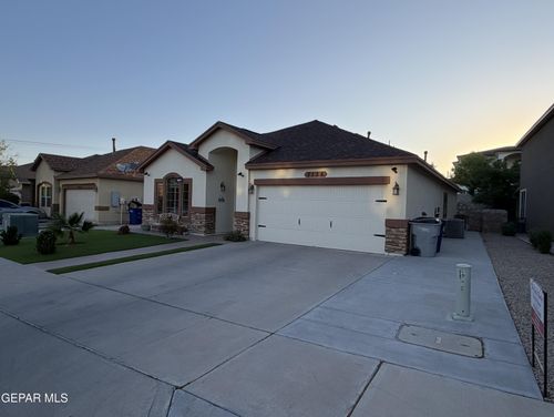 3138 Hidden Creek Dr, El Paso, TX, 79938-2781 | Card Image