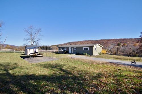 239 Hynes Rd, Poughquag, NY, 12570-5125 | Card Image