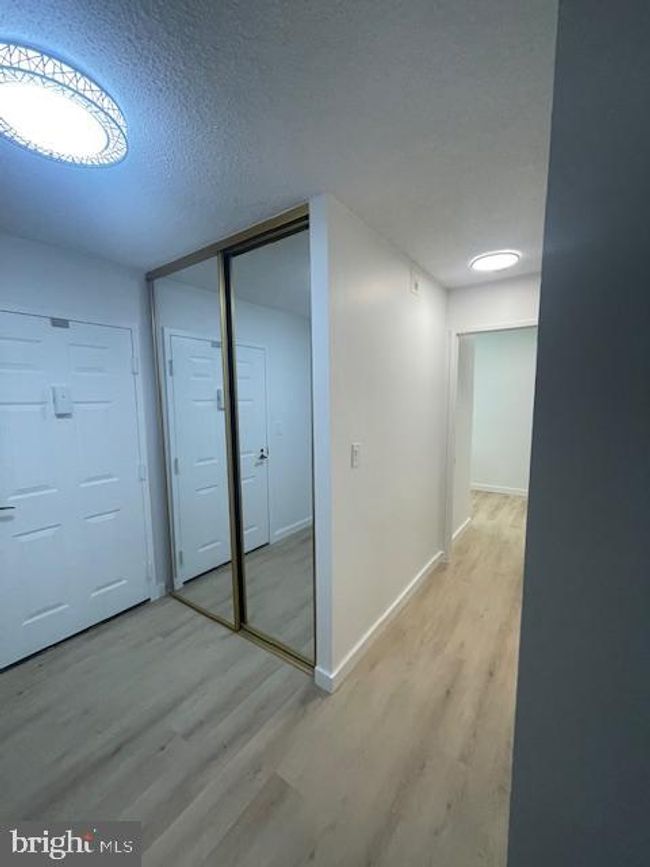 APT-114 - 5903 Mount Eagle Dr, Condo with 2 bedrooms, 2 bathrooms and null parking in ALEXANDRIA VA | Image 18