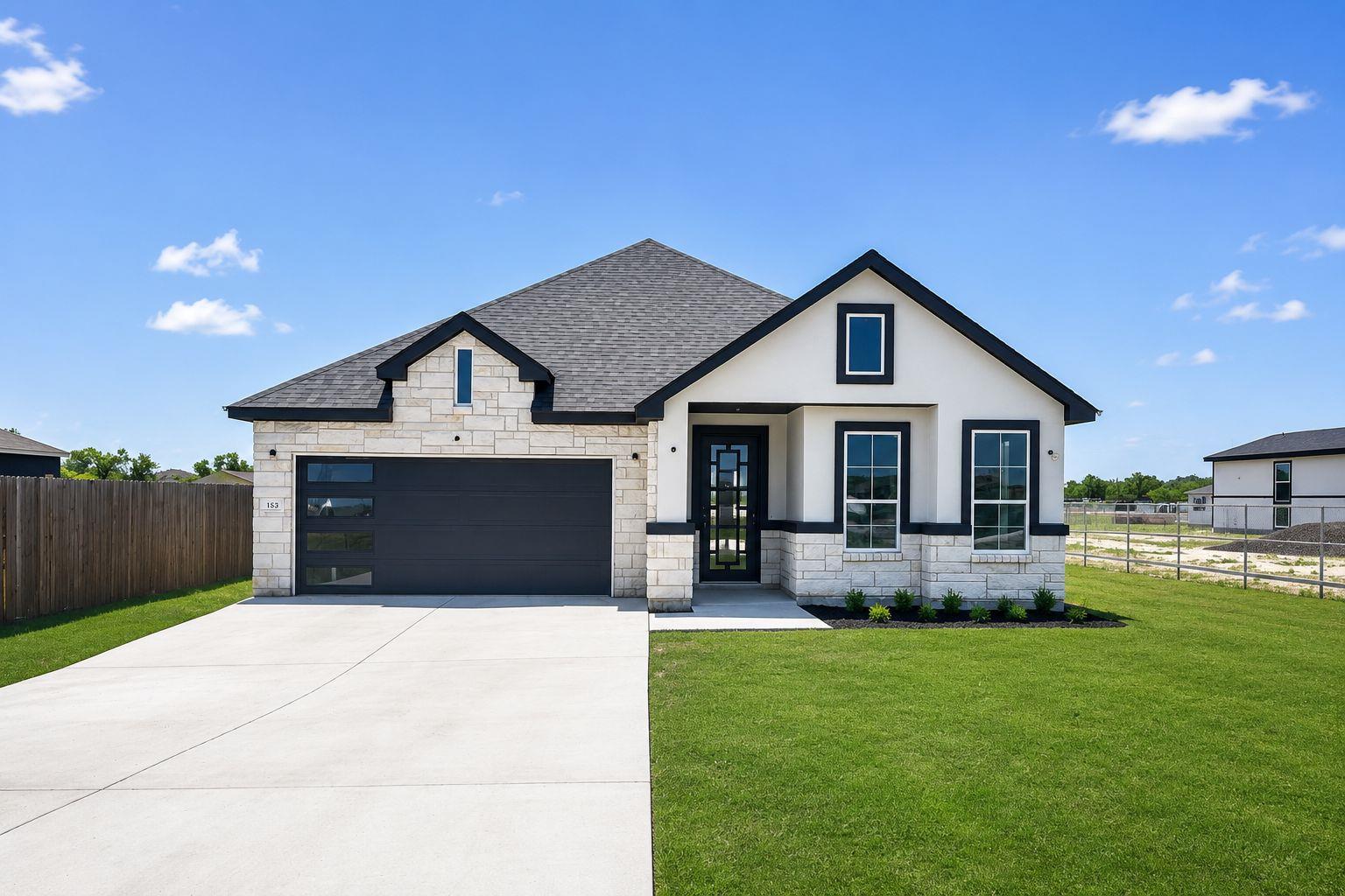 Residential in Dale