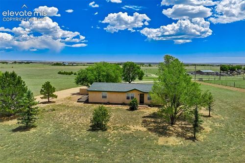22120 Mcdaniels Rd, Calhan, CO, 80808-7904 | Card Image