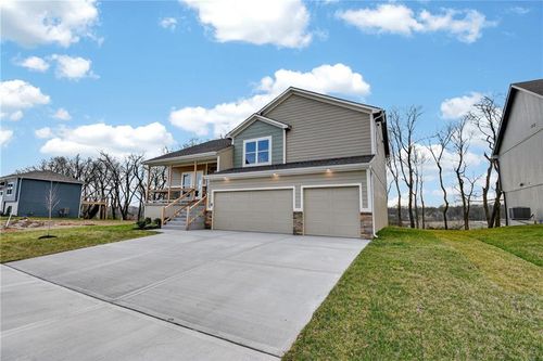 1336 N Holland Dr, Independence, MO, 64056-3116 | Card Image