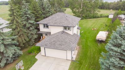 32 Birch Cres, House detached with 5 bedrooms, 3 bathrooms and null parking in Lacombe County AB | Image 2