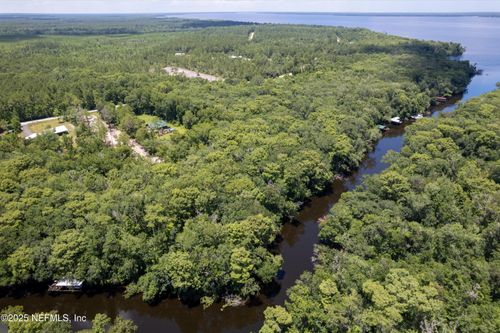 182 Pioneer Trl, Green Cove Springs, FL, 32043-6518 | Card Image