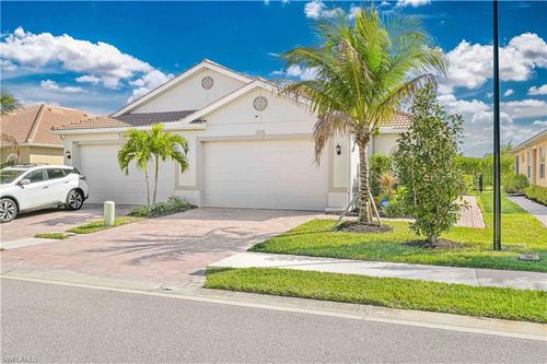 3013 Royal Gardens Ave, FORT MYERS, FL, 33916-4592 | Card Image