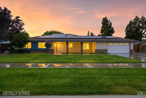 11108 Aimee Way, Bakersfield, CA, 93312-3251 | Card Image