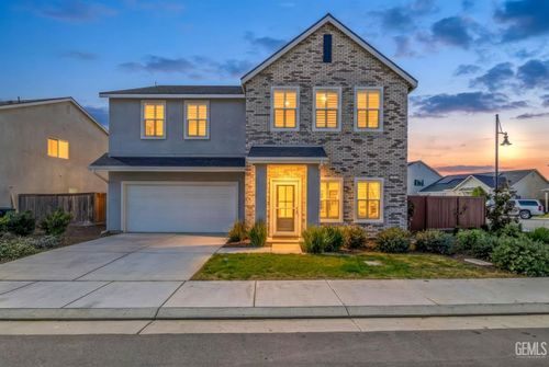 3303 Rustic Woods Ln, Shafter, CA, 93263-9457 | Card Image