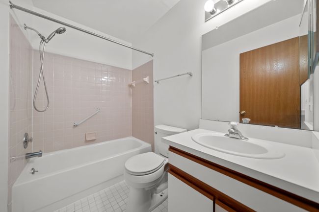42565 Lilley Pointe Dr, Condo with 2 bedrooms, 2 bathrooms and null parking in Canton MI | Image 18