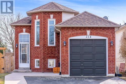 214 Dyer Dr, Wasaga Beach, ON, L9Z1E5 | Card Image