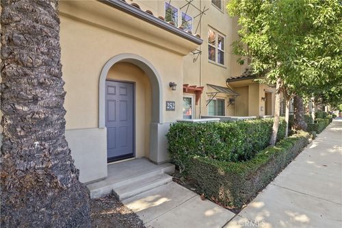 252 Soco Dr, Fullerton, CA, 92832-2475 | Card Image