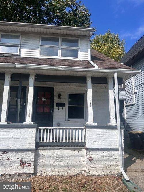 111 Jefferson Ave, DOWNINGTOWN, PA, 19335-2935 | Card Image