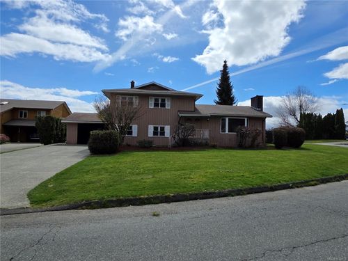 3738 Bishop Cres, Port Alberni, BC, V9Y7W4 | Card Image