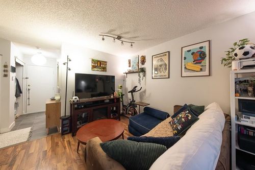 209-1345 Comox St, Vancouver, BC, V6E4E4 | Card Image