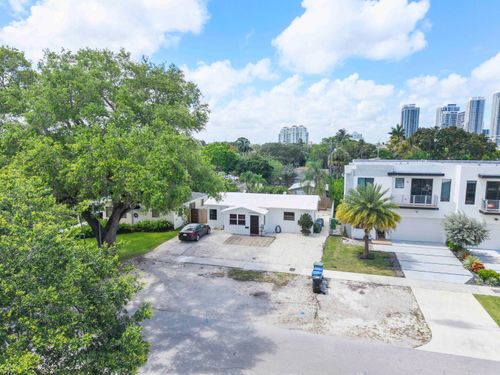 413 Sw 11th St, Fort Lauderdale, FL, 33315-1232 | Card Image