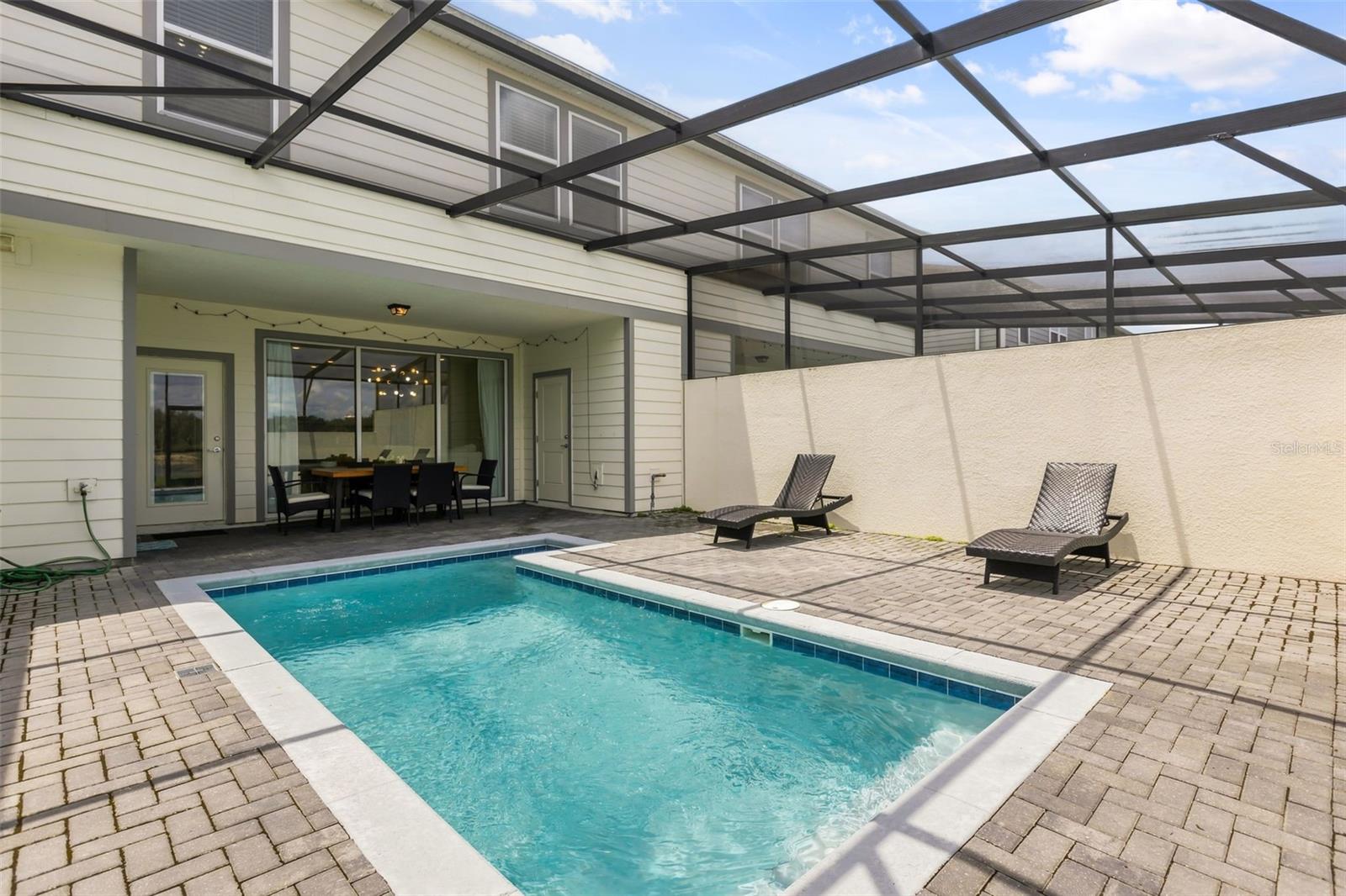 Residential in DAVENPORT 4