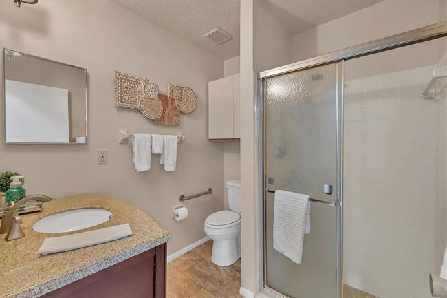 Guest bathroom walk-in shower | Image 19