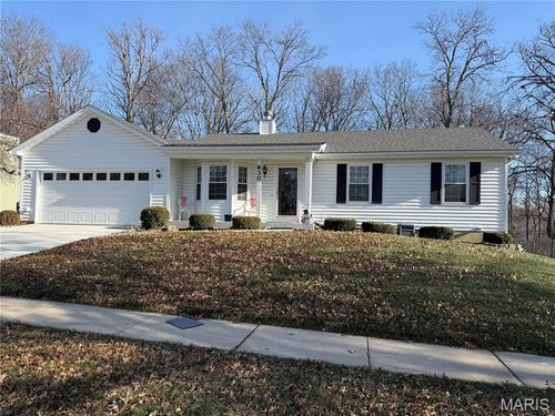 830 Whispering Rock Dr, O Fallon, MO, 63366-3138 | Card Image