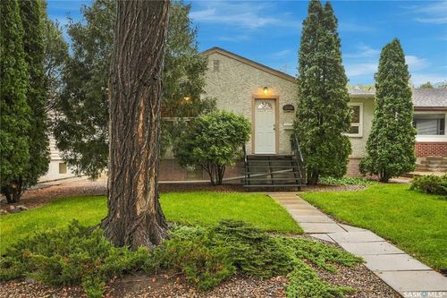 3231 Robinson Street, Regina, SK, S4S1V8 | Card Image