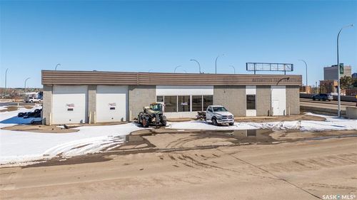 1125 2nd Ave W, Prince Albert, SK, S6V5A9 | Card Image