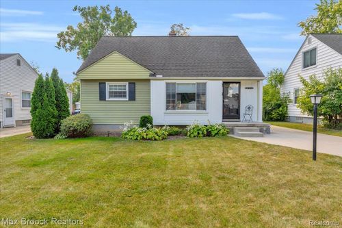 3711 Normandy Rd, Royal Oak, MI, 48073-1538 | Card Image