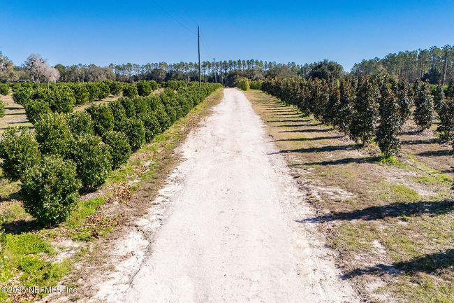 16385 Nw 112 Th Ct, House other with 2 bedrooms, 2 bathrooms and null parking in Reddick FL | Image 5