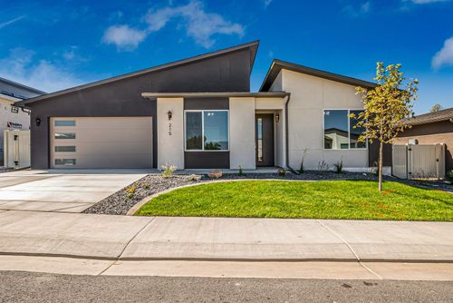 211 Rain Cloud St, Grand Junction, CO, 81503-2244 | Card Image