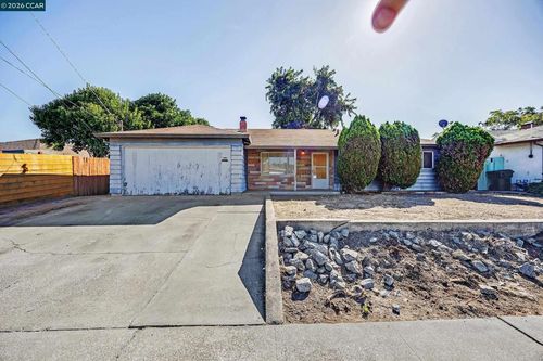 1909 Dennis Dr, Antioch, CA, 94509-2717 | Card Image