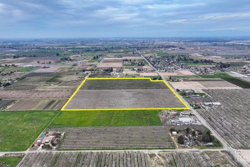 2233 S Valentine, Fresno, CA, 93706 | Card Image