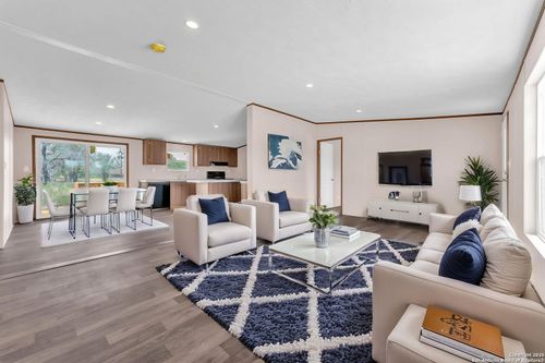 5709 County Road 422, Pleasanton, TX, 78064 | Card Image