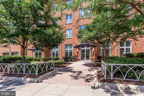 430-1391 Pennsylvania Ave Se, WASHINGTON, DC, 20003-3087 | Card Image