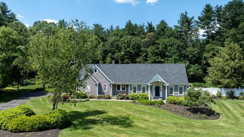 22 Fawn Dr, Granby, CT, 06035-2800 | Card Image