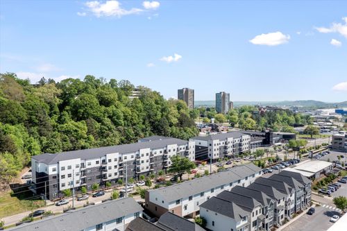 apt-107-782 Riverfront Pkwy, Chattanooga, TN, 37402-1618 | Card Image