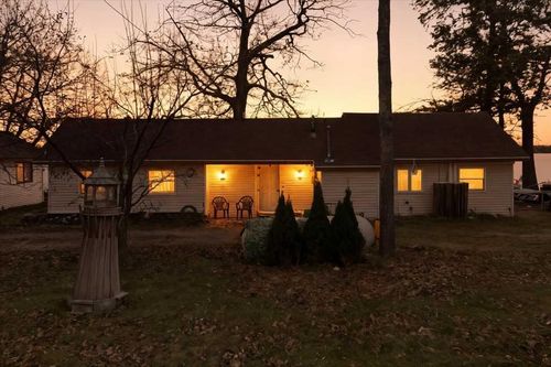 6480 Paradise Trl, Carp Lake, MI, 49718-9400 | Card Image