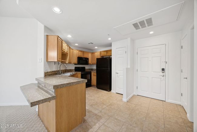 3198 - 14000 N 94 Th St, Condo with 2 bedrooms, 2 bathrooms and null parking in Scottsdale AZ | Image 11