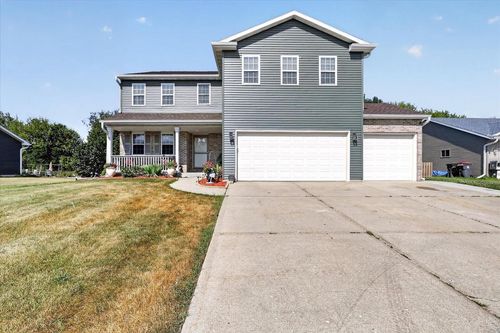 613 S 6th Street, Evansville, WI, 53536 | Card Image