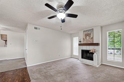 209-1500 Bay Area Blvd, Houston, TX, 77058-2100 | Card Image
