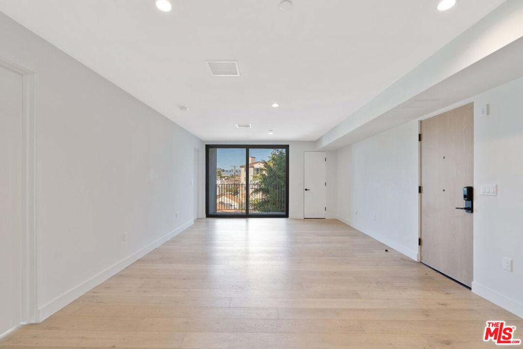Residential in Los Angeles 4