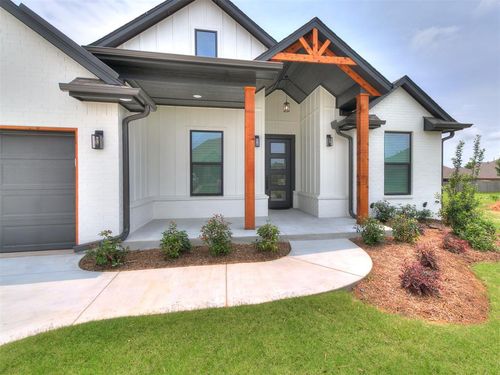1304 Monterey Dr, Norman, OK, 73072-2026 | Card Image