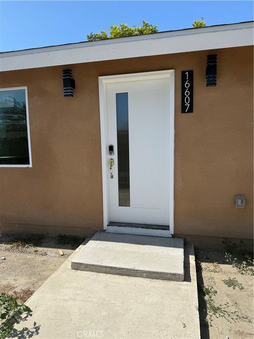 16607 Lucia Ln, Huntington Beach, CA, 92647-5036 | Card Image