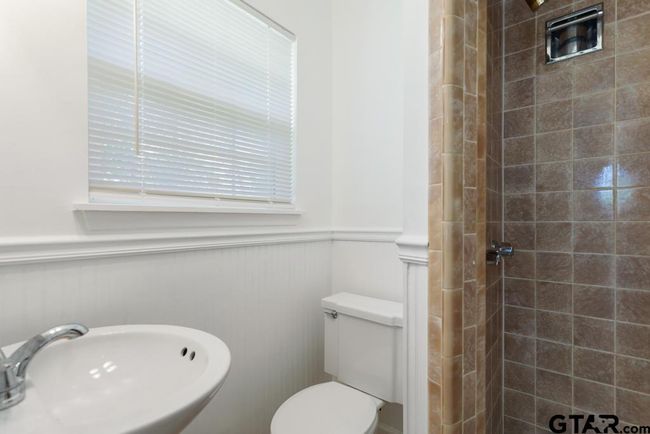 2213 Suanne Dr, House other with 3 bedrooms, 2 bathrooms and null parking in Tyler TX | Image 26