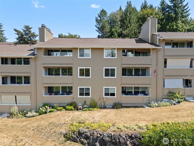 Recently updated exterior, windows, and patio | Image 30