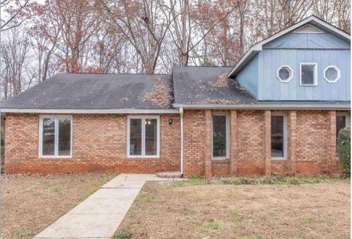 2599 Fieldstone View Ln Se, Conyers, GA, 30013-2136 | Card Image