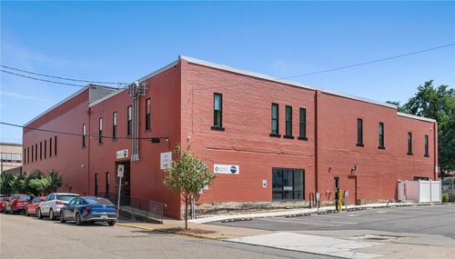 ste-116-900 Sarah St, Pittsburgh, PA, 15203-1106 | Card Image